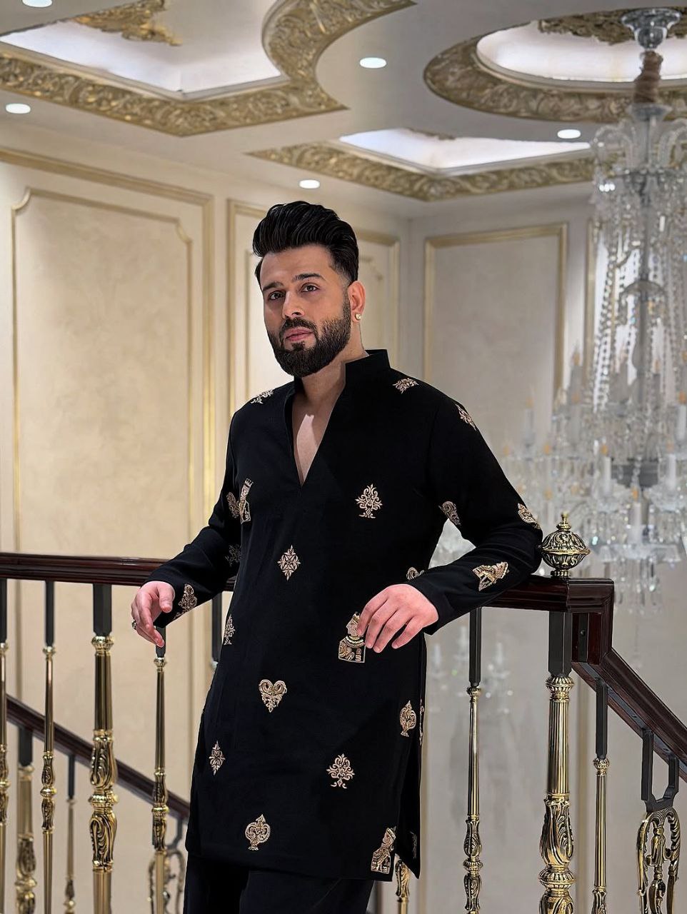 Raja-Rani Black  KURTA WITH Pent  Set