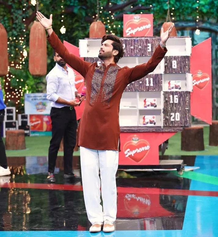 MAROON BOX NECK EMBROIDERED MEN'S KURTA WITH PAJAMA SET